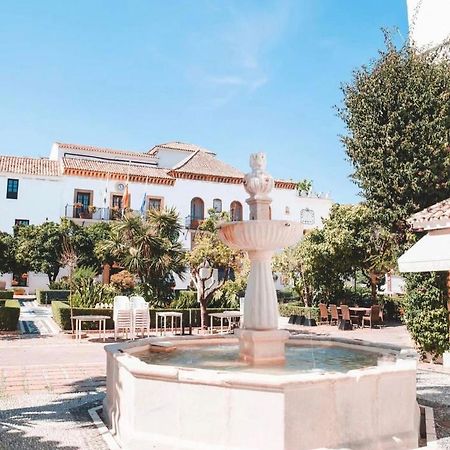 Apartamento Plaza De Los Naranjos Marbella Exterior photo